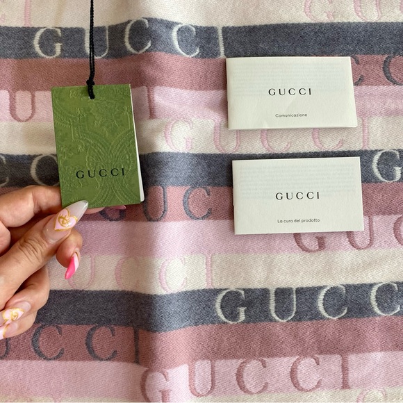 Gucci Scarf Wool Stripes Logo GG Barbie Pink - Picture 9 of 11
